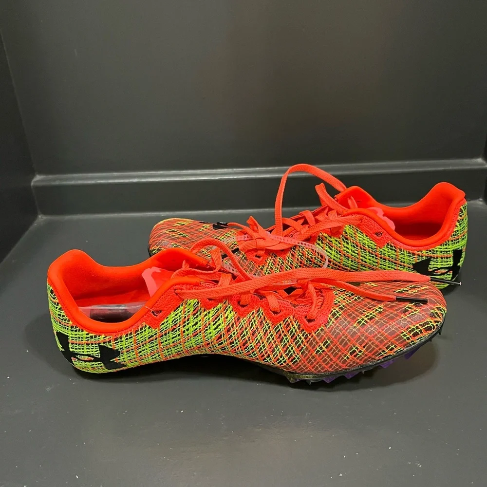 UNDER ARMOUR SPRINT PRO 3 - NWOB - Picture 3 of 10